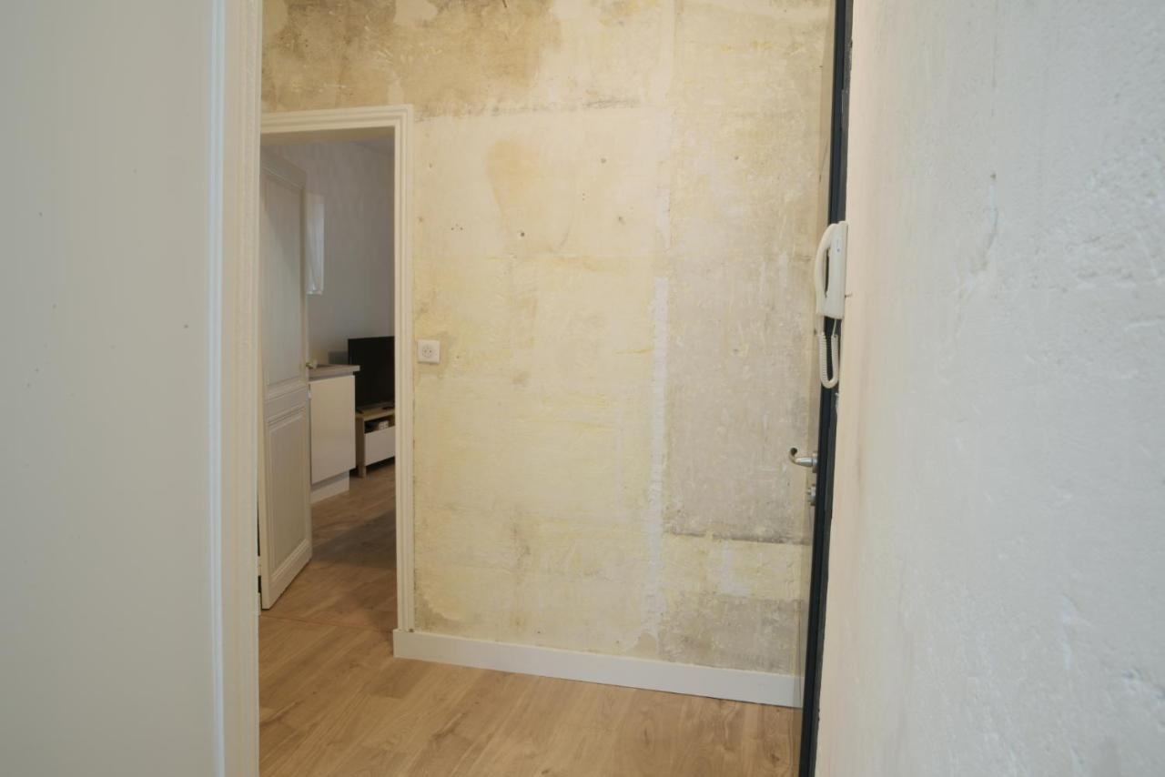 T3 De Charme Situe En Hyper Centre Avec Wifi, Linge, Draps, Savons Et Serviettes Fournis Cognac Exterior photo